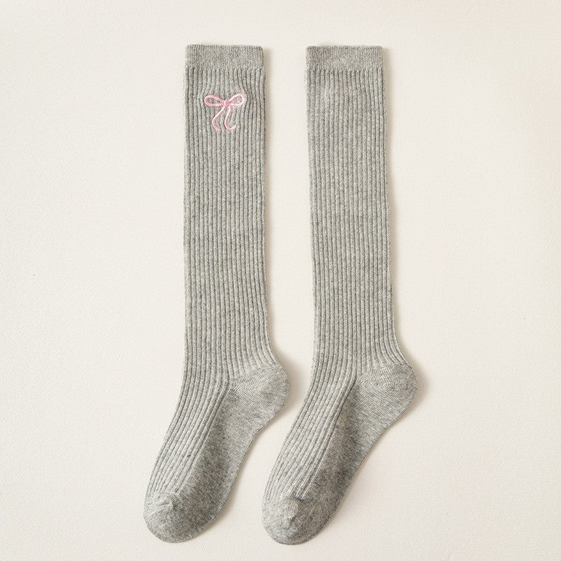Aria Bow Embroidery Socks